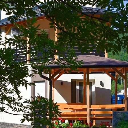 Stiv Apartmani Lukovo ภายนอก รูปภาพ