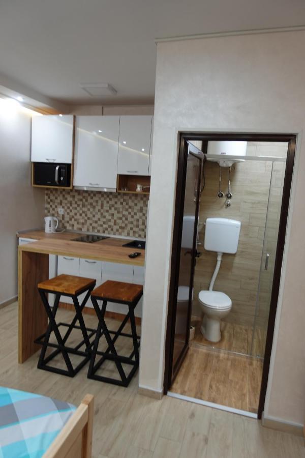 Stiv Apartmani Lukovo ภายนอก รูปภาพ