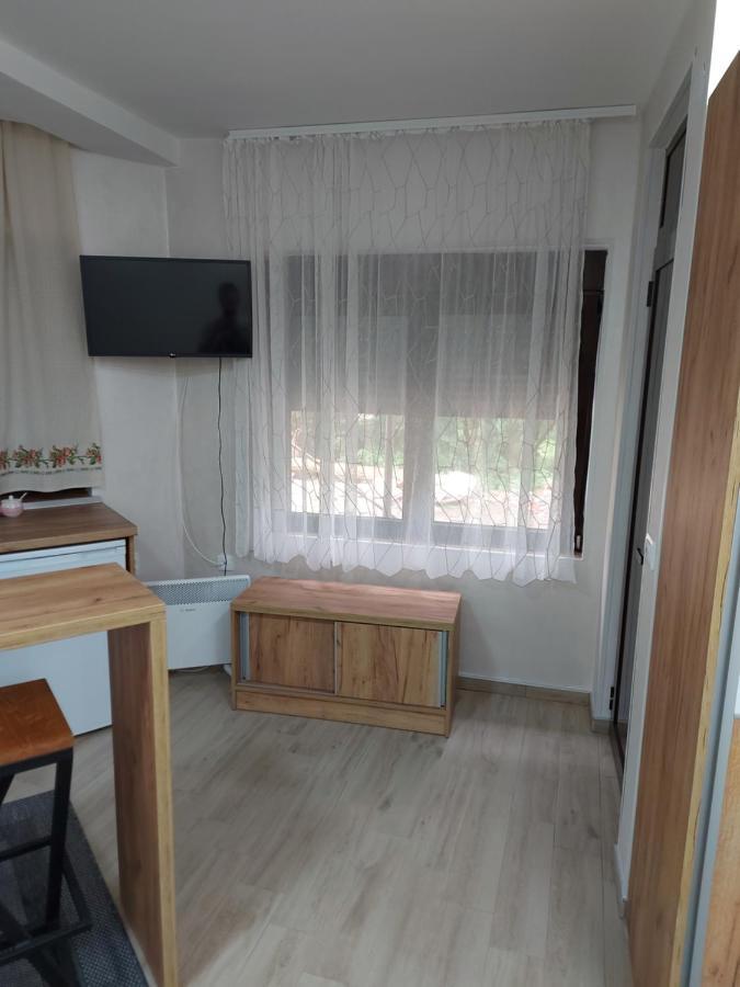 Stiv Apartmani Lukovo ภายนอก รูปภาพ