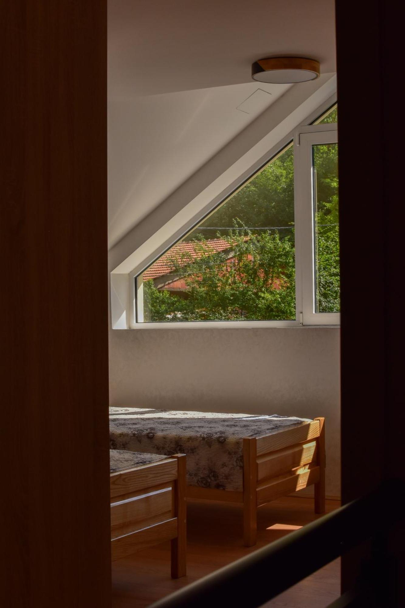 Stiv Apartmani Lukovo ภายนอก รูปภาพ