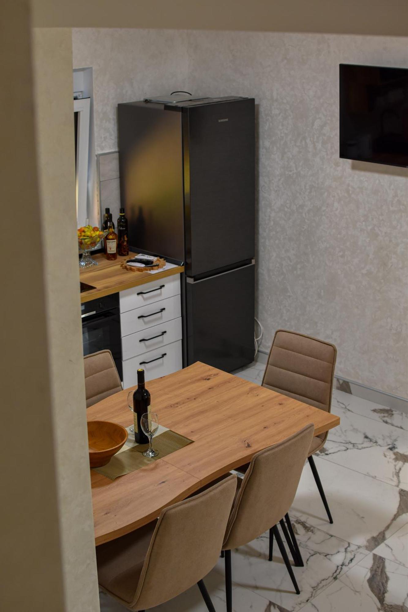Stiv Apartmani Lukovo ภายนอก รูปภาพ